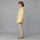 Dámske sako s páskom v páse Zavinovací strih Výrazné ramená Špičaté klopy Kapsy s klopou Polyester Do práce 7