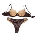 Damski koronkowy zestaw bielizny w ciemnym brązie i kolorze cielistym, biustonosz z fiszbinami i regulowanymi ramiączkami oraz majtki brazylijskie 1