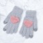 Damskie zimowe rękawiczki z sercem 5