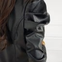 Dámský krátký černý křivák v imitaci kůže se zipem Nabíraná ramena a dlouhé rukávy Kulatý výstřih bez límce Vypasovaný střih Polyester 3