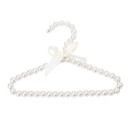 Decoratieve hanger met parels 1