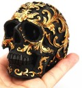 Décoration tête de mort avec ornements 5