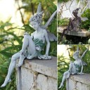 Dekorativ engelstatue i haven 1