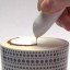 Dekoratívna zdobička na kávu J855 3