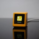 Desktopapparaat voor het volgen van bitcoin, aandelen en valuta met touchscreen, LED-display 30 x 30 mm, USB-voeding 18