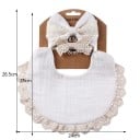 Detský bryndák s volánkovým lemom a dvoma gumičkami s mašľami Set 3 ks Šírka bryndáku 24 cm Veľkosť mašlí 10,5 cm a 8 cm Patentky pri krku 3