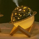 Diffuseur d'arôme en forme de planète avec anneau et éclairage Sur un support en bois Réservoir de 200 ml Alimentation via USB Puissance de 2 W 2