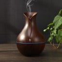 Difusor de aroma para aceites esenciales en forma de jarrón Cuerpo de plástico con decoración de madera y tira de luz Tanque de 130 ml 8