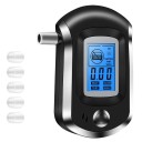 Digitális alkoholszonda a légző alkohol mérésére Háttérvilágítású LCD kijelző Cserélhető szájrészek Tápellátás 3x AAA Méretek 10,3 x 6,5 x 2,7 cm 2