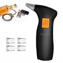 Digitální alkohol tester s nanopolovodičovým senzorem Podsvícený LCD displej Přesnost 0,2 ‰ Rozměry 11,3 x 6,4 x 2,6 cm Včetně 4 náustků 3