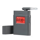 Digitální alkohol tester s výklopnou foukací trubičkou a ochranným krytem Podsvícený displej Měření alkoholu v dechu Napájení 2x AAA baterie 2