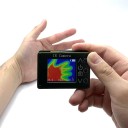 Digitální infračervená termokamera Měření teploty 32 x 24 pixelů Rozsah -40 až 300 °C LCD displej a USB připojení k PC a telefonu Černá 6