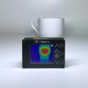 Digitální infračervená termokamera Měření teploty 32 x 24 pixelů Rozsah -40 až 300 °C LCD displej a USB připojení k PC a telefonu Černá 8