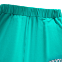 Dívčí letní set bílé tílko s tenkými ramínky Brooklyn zelené kraťasy na gumu Děrovaný crop top pohodlné oblečení na léto 3