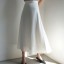 Długa biała spódnica damska 3