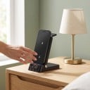 Drahtlose 3-in-1-Ladestation mit Wecker 15 W Klappständer für iPhone Apple Watch und AirPods LED-Uhren Schwarz Für Nachttisch 3