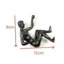 Dreidimensionale Figur aus Harz 12 x 9 cm Bergsteiger in Aktion Dekorative Figur für das Interieur oder als Sammlerfigur 2