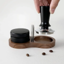 Drevený stojan na 2 tampery a 2 filtre z orechového dreva 156 × 80 × 14 mm Elegantný držiak baristu s otvormi 60 mm 3
