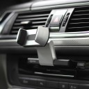 Držák na telefon do auta do CD slotu Univerzální Roztahovací čelisti Otočný na výšku i na šířku Stříbrný a černý Pro navigaci 2