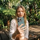 Dubbelskiktat fodral för iPhone 17 Vågigt randigt mönster Petrol och krämig Motståndskraftigt mot fall och repor För varje dag 5