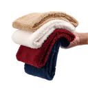 Écharpe en fausse fourrure pour femmes 25 x 15 cm Col doux et chaud en polyester délicat Accessoire d'hiver élégant pour un usage quotidien et des occasions spéciales 9