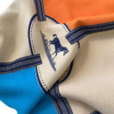 Écharpe pour femmes 185 x 65 cm Écharpe en polyester avec un motif simple et des franges aux extrémités Accessoire de mode léger et élégant Écharpe stylée et confortable pour un usage quotidien 5