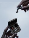Écouteurs sans fil en forme de bouchons avec microphone Bluetooth 5.0 Contrôle de la musique et du volume Boîtier de charge avec écran 5,5 x 5,3 5