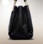 Elegancka torebka damska ze wzorem - czarna 2