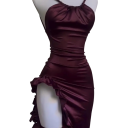 Elegant aftenkjole lavet af skinnende satin. Bodycon-kjole med slids og flæser. Flæset halsudskæring. Tynde stropper. Lang formel kjole. 4