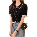Elegant blus för damer med kort ärm Enfärgad blus i polyester med ränder på kragen och volanger på ärmarna Stilig topp med knappar 13