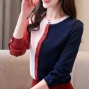 Elegant bluse med knapper 1