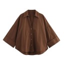 Elegant damebluse med korte ærmer Enfarvet skjorte med krave og knaplukning Let løs top i polyester til arbejde og fritid 17