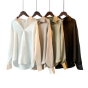 Elegant satinblus för damer med krage Löst snitt med knappar Enfärgad blus i polyester Stilig topp för arbete och fritid 10