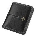 Elegante cartera de cuero con un distintivo logotipo de cruz, diseño elegante y mano de obra de calidad: duradera, fácil de mantener y atemporal. 1
