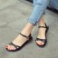 Elegante Damensandalen mit niedrigem Absatz 11