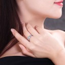 Elegante damesring met steen 2