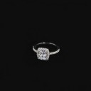 Elegante ring met edelstenen 2
