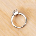 Elegante ring met edelstenen 6