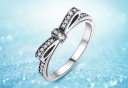 Elegante ring met zirkoon 1