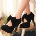 Elegantes sapatos de salto em camurça com laço 1