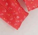 Elegantná dámska červená halenka s kvetinovým vzorom a páskom s ozdobnou prackou Prekladaný výstrih Dlhé rukávy nabrané pri ramenách Polyester 5
