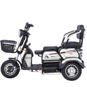 Elektrická tříkolka se dvěma sedátky Motor 1000 W Rychlost 20 km/h Dojezd 45 km Baterie 60 V 20 Ah Rozměry 151 x 66 x 102 cm Do města 1