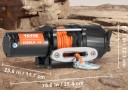 Elektryczny wyciąg 12V z stalową liną nośność 2041 kg wymiary 35,4×11,7×12,3 cm czarno-pomarańczowy do offroadu i manipulacji 2