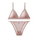 Ensemble de lingerie en dentelle pour femmes avec soutien-gorge et culottes à motif délicat en élasthanne polyamide pour un usage 1