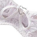 Ensemble de lingerie femme, soutien-gorge en dentelle avec armatures et cœur en métal au centre, et string avec bretelles réglables sur les côtés 9
