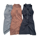 Ensemble de sport pour femmes avec bretelles et shorts, avec zip au décolleté, combinaison de fitness unie en nylon et spandex 5