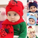 Ensemble enfant bonnet et écharpe 1