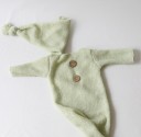 Ensemble enfant bonnet et grenouillère 9