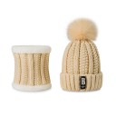 Ensemble féminin bonnet tricoté et col 9