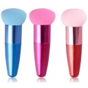Éponge à maquillage avec pinceau 2